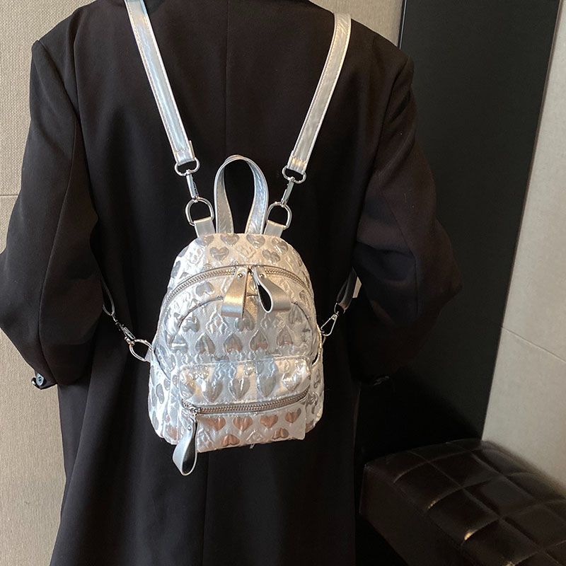 Embroidery Frame - 女性のための愛の刺embroideryが付いたミニバックパック,小さなバックパック,韓国のファッション,旅行,新しい,2024