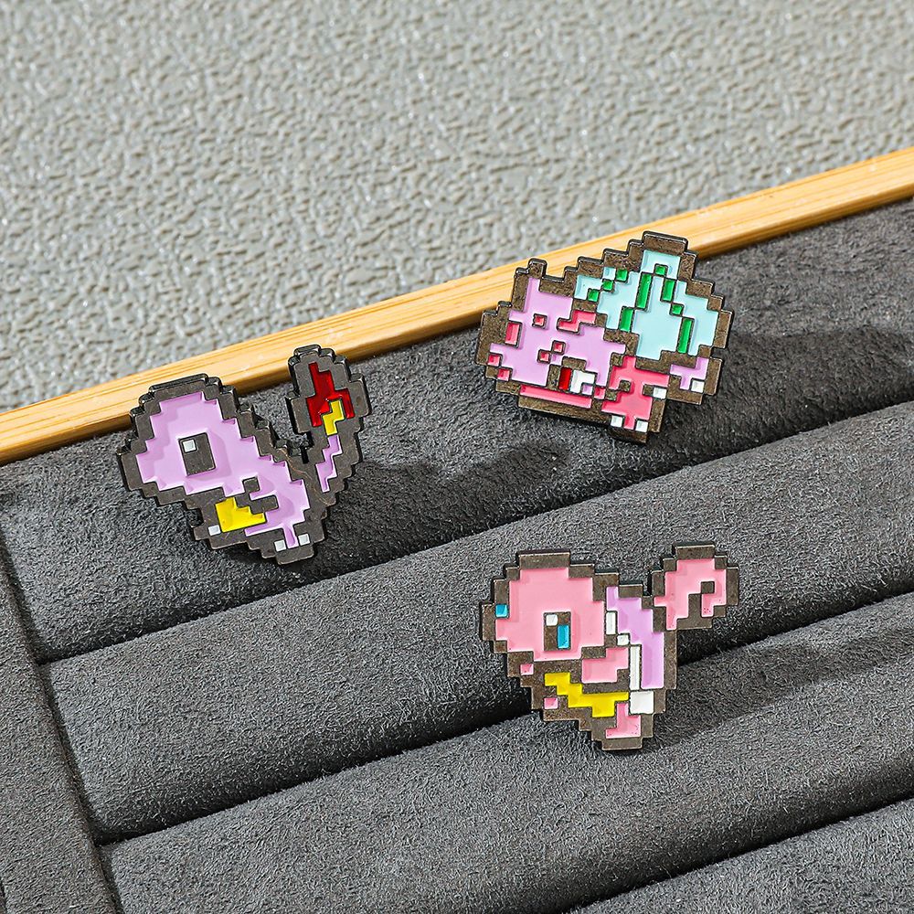 Embroidery Textile - ピクセルモザイクポケモンメタルエナメルピン、かわいい漫画ポケットモンスターラペルブローチ、アニメバックパック衣類ジュエリーファンギフト（