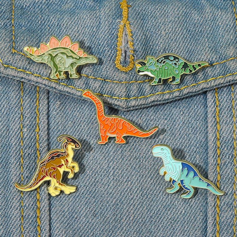 Embroidery Logo - カラフルな恐竜エナメルピンカスタムジュラ紀恐竜ブローチラペルバッジ漫画動物ジュエリーギフト子供友達へ